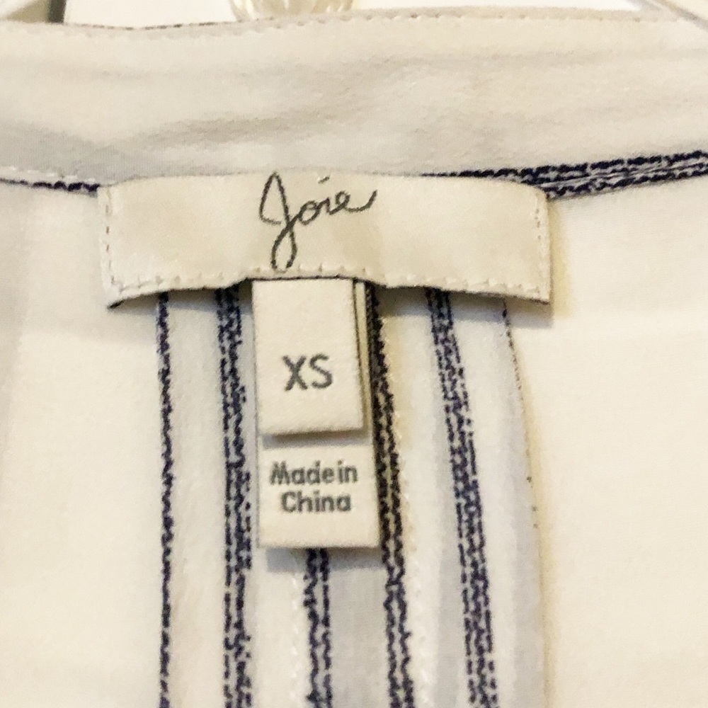 Joie 100% silk white & blue stripe top w/ pocket - Picture 4 of 7